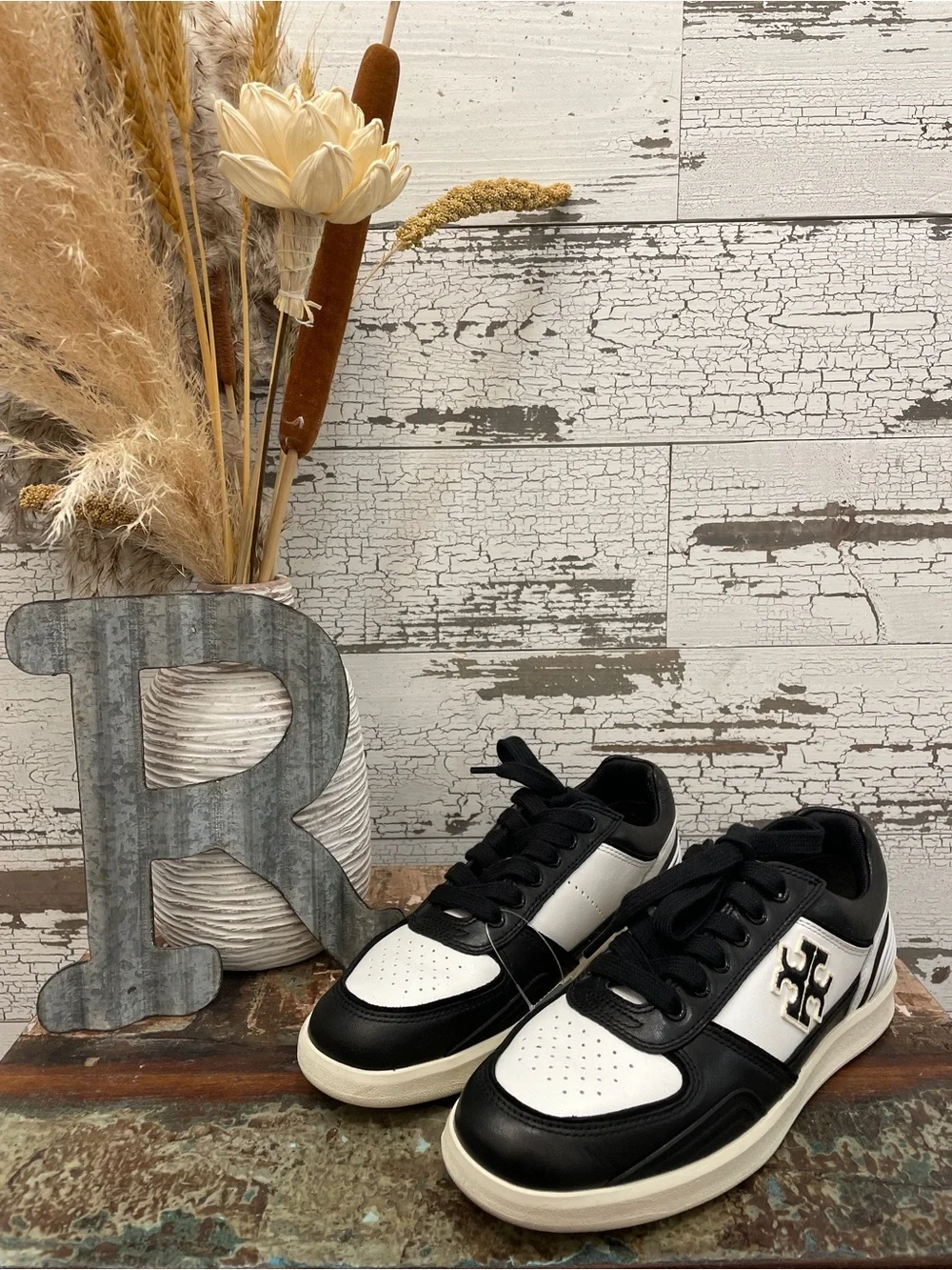 Tory Burch Calf Leather 90’s Black and White Low-Top Logo Sneakers